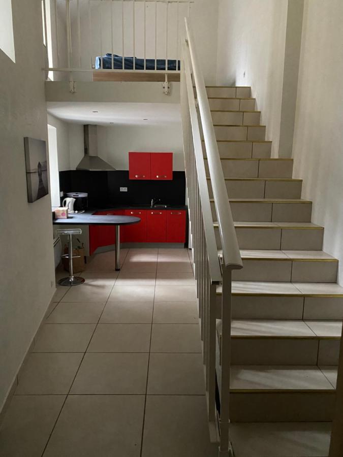 Appartement Calme Centre Ville Historique Ussel  Zewnętrze zdjęcie